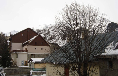 Valloire Apartment | Apartment 'Les Bergers 71' with Mountain View and Balcony