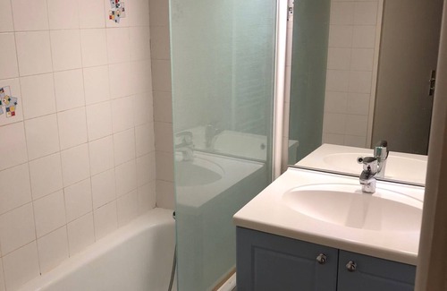 Valloire Apartment | Apartment 'Les Bergers 71' with Mountain View and Balcony