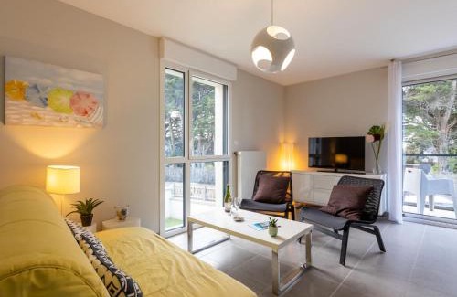 Rotheneuf-Le Pont Apartment | Apartment Les Cyprès by Interhome