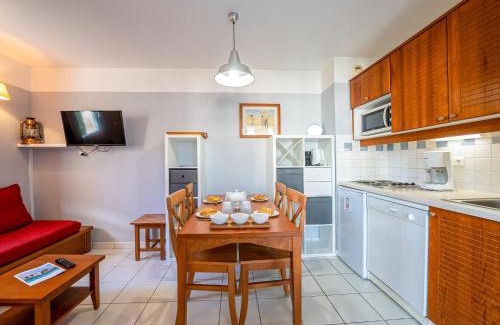 Maubuisson Apartment | Apartment Les Grands Pins-2 by Interhome