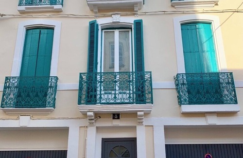 Les Halles - Valliere Apartment | Apartment Les Halles: 80 m2, terrace 30 m2 air conditioning, garage, 8 beds