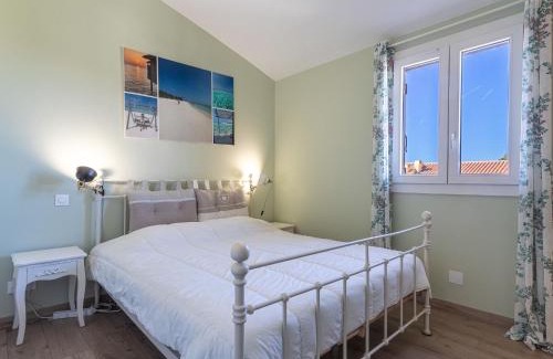 Le Pradet Apartment | Apartment Les Hippocampes by Interhome