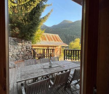 Oz-en-Oisans Apartment | Apartment Les Rousses 3 minutes from Alpe dHuez Grand Domaine via Oz en Oisans