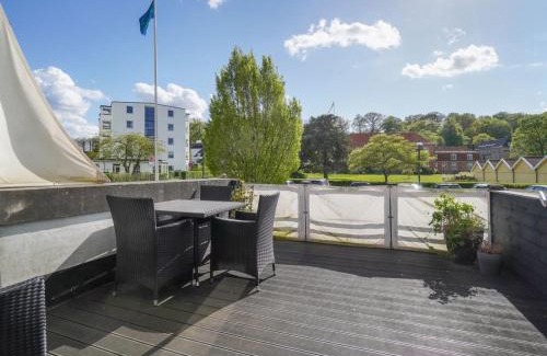 Kronborg Apartment | Apartment Liv - 50m from the sea by Interhome
