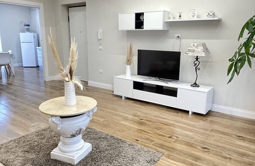 Pompei Apartment | Apartment located within a park with free parking space.