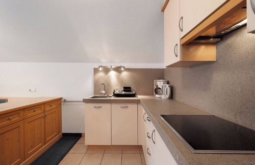Campo Tures Apartment | Apartment 'Loderhof Sternenhimmel' with Mountain View, Shared Garden and Wi-Fi