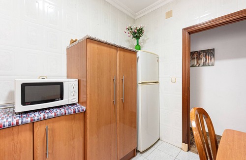 Bailen-Miraflores Apartment | Apartment 'Lulu' with Wi-Fi & A/C