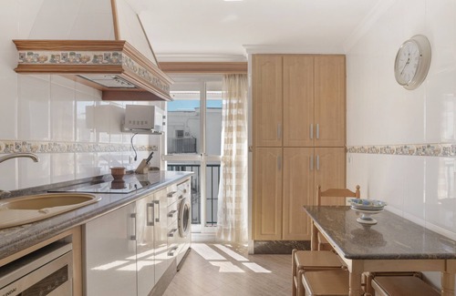 Barbate Apartment | Apartment 'Luz De Barbate' with Balcony and Wi-Fi