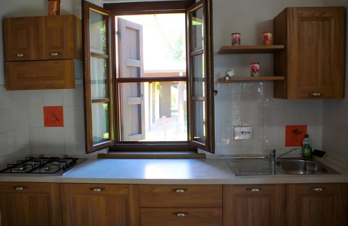 Santa Luce Apartment | Apartment 'Magnolia' with Shared Pool, Wi-Fi and Air Conditioning