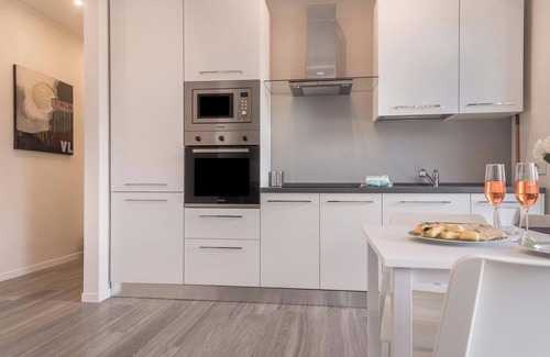 Laveno Apartment | Apartment "Maison Bibi Lago Maggiore" with Mountain View, Lake View & Balcony