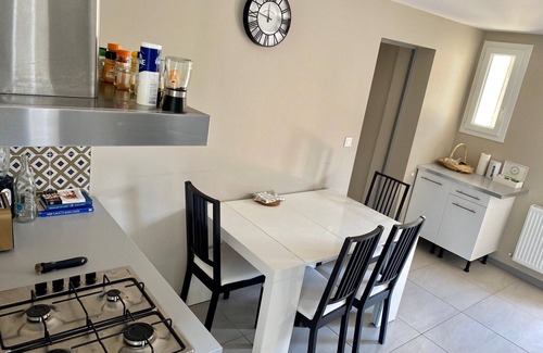 Chambery Apartment | Apartment 'Maison De Ville' with Private Terrace and Wi-Fi