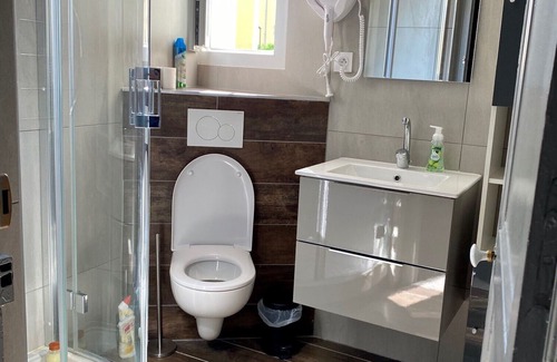 Chambery Apartment | Apartment 'Maison De Ville' with Private Terrace and Wi-Fi