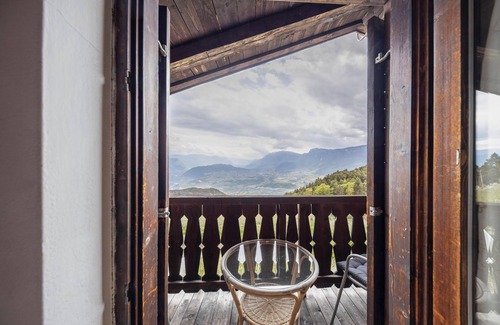 San Genesio Atesino Apartment | Apartment "Malgorerhof Lavendel" with Mountain View, Wi-Fi, Balcony & Shared Garden