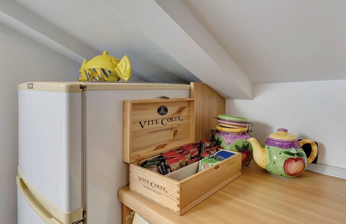 Savona Apartment | Apartment 'Mansarda Sotto Le Stelle' with Sea View, Wi-Fi and Air Conditioning