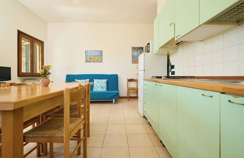 Piombino Apartment | Apartment "Mare Etrusco Villetta D2" with Private Garden & Wi-Fi