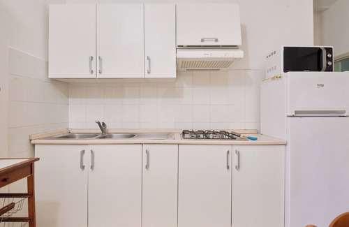 Piombino Apartment | Apartment 'Mare Etrusco 3' with Shared Garden and Wi-Fi