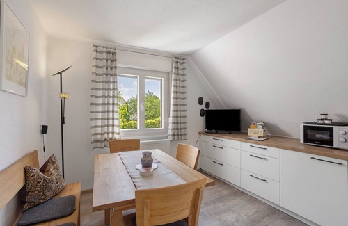 Arnsberg Apartment | Apartment 'Marianne' with Mountain View, Shared Terrace and Wi-Fi