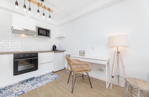 Playa del Cable Apartment | Apartment Marta
