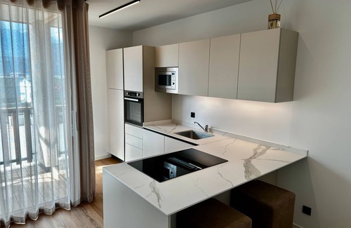 Laives Apartment | Apartment 'Maso Renner 8' with Mountain View, Wi-Fi and Air Conditioning