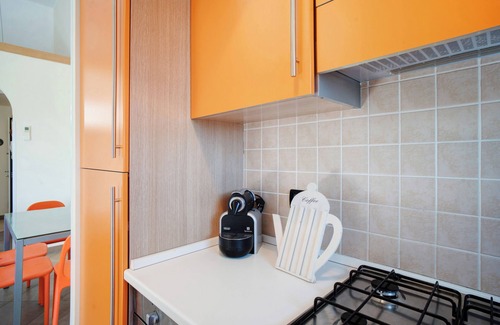 Diano Castello Apartment | Apartment 'Max' with Sea View, Wi-Fi and Air Conditioning