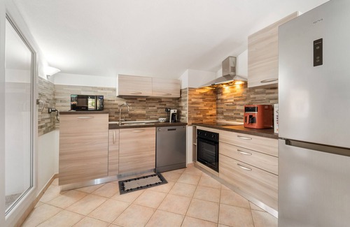 Iglesias Historic Centre Apartment | Apartment 'Mayor's House' with Mountain View, Private Terrace and Air Conditioning