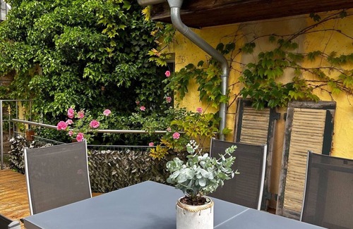 Konigheim Apartment | Apartment 'Mediterranes Gelbes Haus' with Private Pool, Sauna, and Air Conditioning