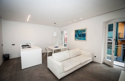 Manarola Apartment | Apartment Mediterraneo 3 by Arbaspàa - Luxury Apartment in Manarola