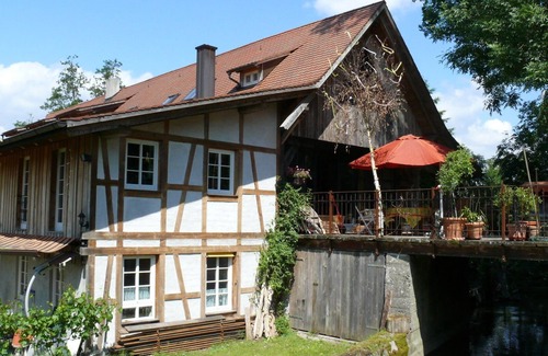 Salem Apartment | Apartment 'Mehlsack' with Private Terrace and Shared Garden