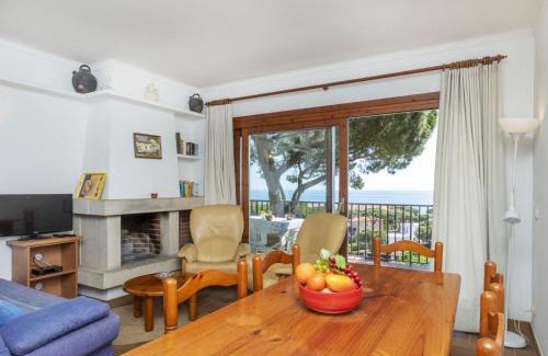 Pals Apartment | Apartment Melis II M5 Playa de Pals by Interhome