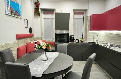 Materdei Apartment | Apartment 'Milly's House' with Balcony, Wi-Fi and Air Conditioning