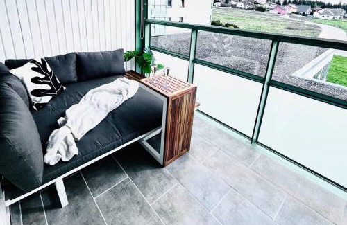 Loffingen Apartment | Apartment mit Wintergarten & Grüner Aussicht im Schwarzwald