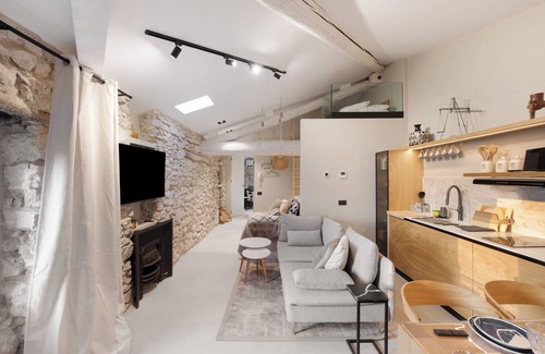 Assenza Apartment | Apartment Montagna (45 m2) with shared terrace, sauna and lake view