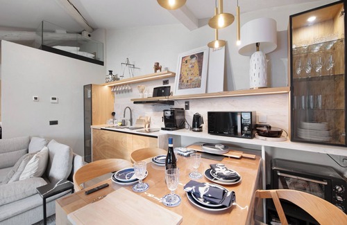 Assenza Apartment | Apartment Montagna (45 m2) with shared terrace, sauna and lake view
