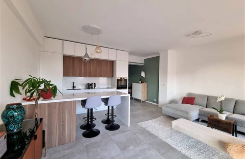 Riquier Apartment | Apartment Modern With A/C and Terrasse