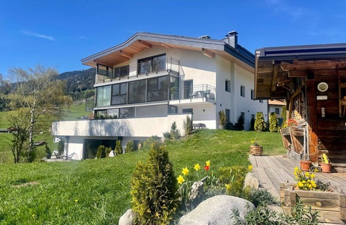 Terento Apartment | Apartment 'Mountain Stay Sunrise' with Mountain View, Shared Garden and Wi-Fi