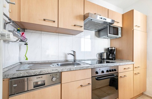 Busum Apartment | Apartment 'Muschelbank No 4' with Sea View, Balcony and Wi-Fi