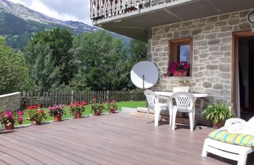 Les Villards-sur-Thones Apartment | Apartment Namasté by Interhome