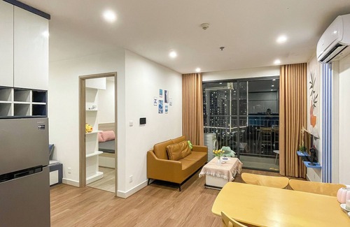 Gia Lam Apartment | Apartment near Artificial Beach, park view