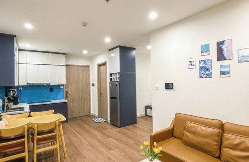 Gia Lam Apartment | Apartment near Artificial Beach, park view