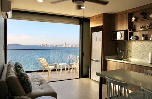 Downtown Mazatlan Apartment | Apartment near downtown with ocean view