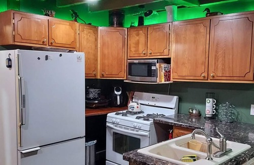 Silver Creek Apartment | Apartment near Lake Erie in Silver Creek