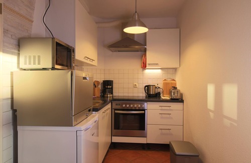 Thiessow Apartment | Apartment near the beach with terrace and garden - Wi-Fi