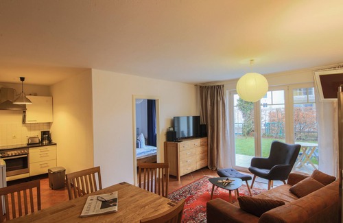 Thiessow Apartment | Apartment near the beach with terrace and garden - Wi-Fi