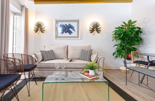El Arenal Apartment | Apartment near the Cathedral. Padre Marchena IV