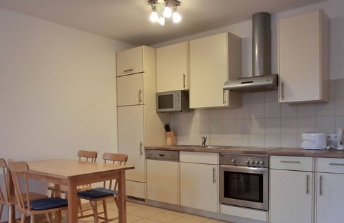 Gelbensande Apartment | Apartment NH14 - 2-room apartment for 4 people on the 1st floor with WiFi