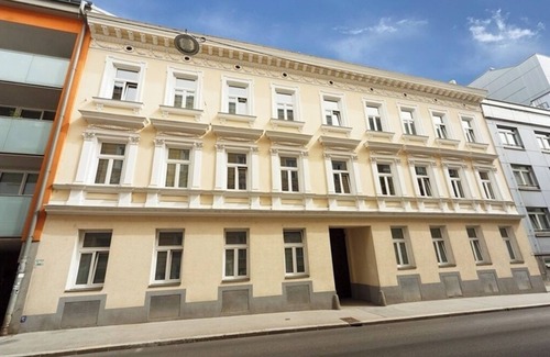 Funfhaus Apartment | Apartment No. 09 in Vienna near Schönbrunn/Westbahnhof | Keyless Check-In