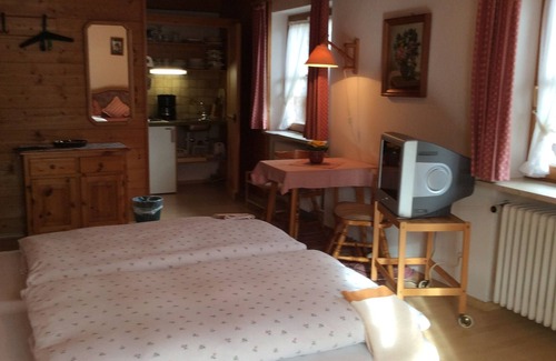 Ettenhausen Apartment | Apartment No. 1 Studio Achental, up to 2 people, 32 sqm,