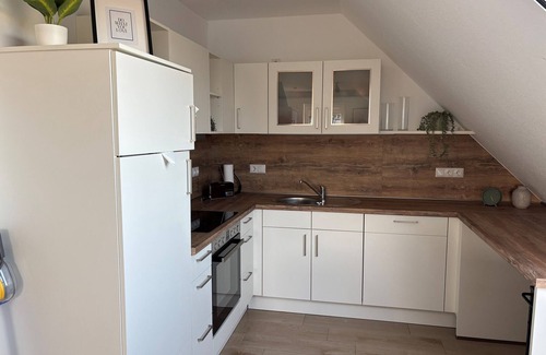 Eversmeer Apartment | Apartment 'Nordsee' with Private Terrace, Shared Garden and Wi-Fi