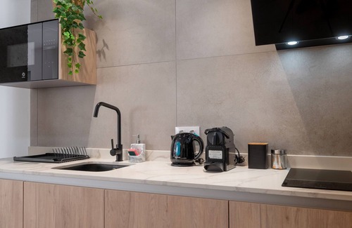 San Carlos-Tartessos Apartment | Apartment 'Nuevo Estudio Junto A Sta Justa 1' with Wi-Fi and Air Conditioning
