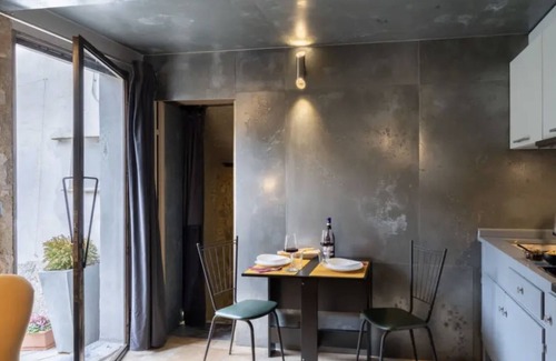Imperia Apartment | Apartment old and modern perfectly combined.